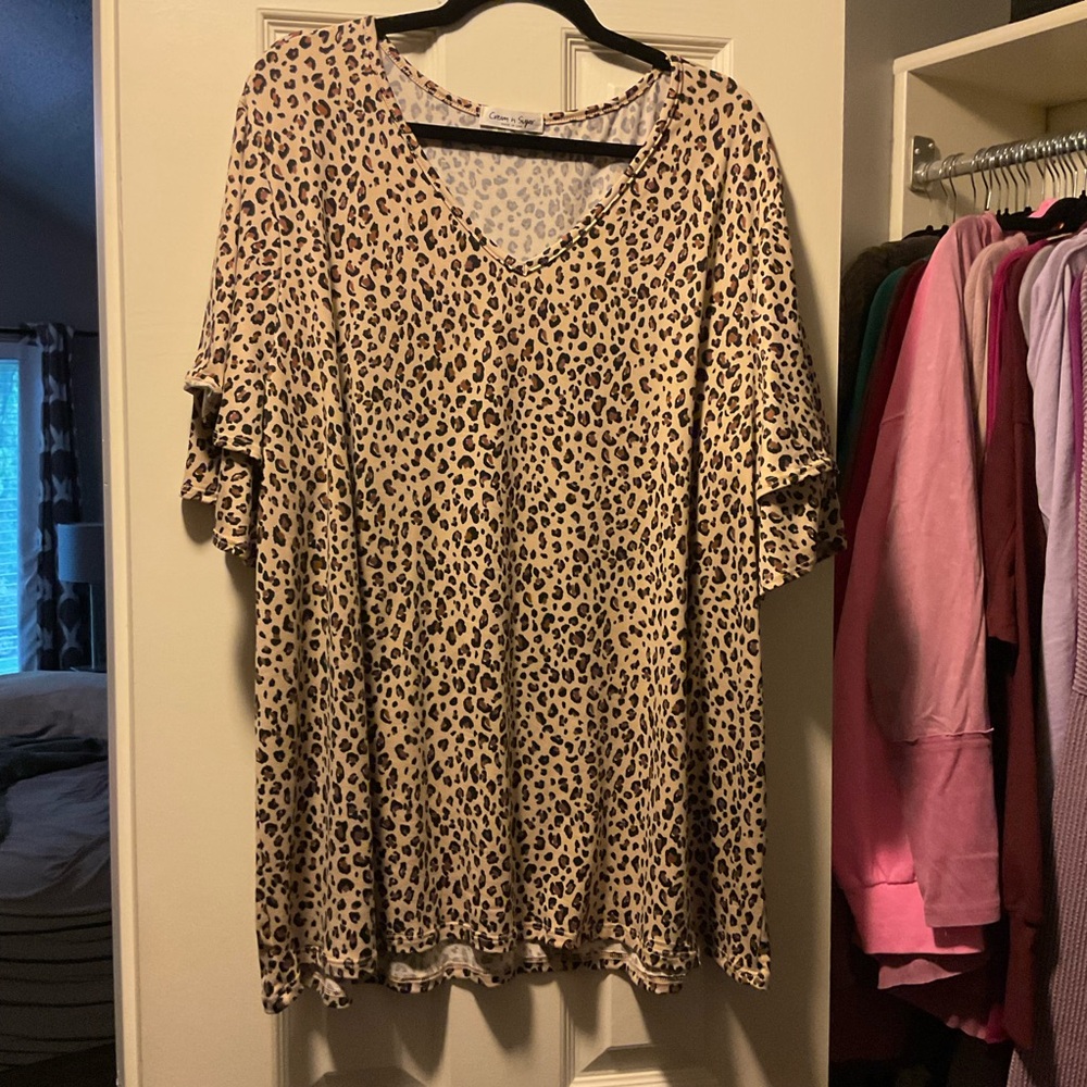 Brown and Cream Boxy Blouse with Relaxed Fit